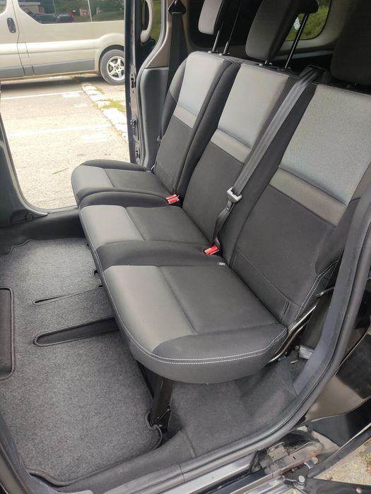 Renault Kangoo Maxi 7 locuri