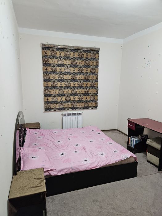 Срочна, Без маклер 2 этаж, 3 хоналик квартира сотилади. Термиз шахри.