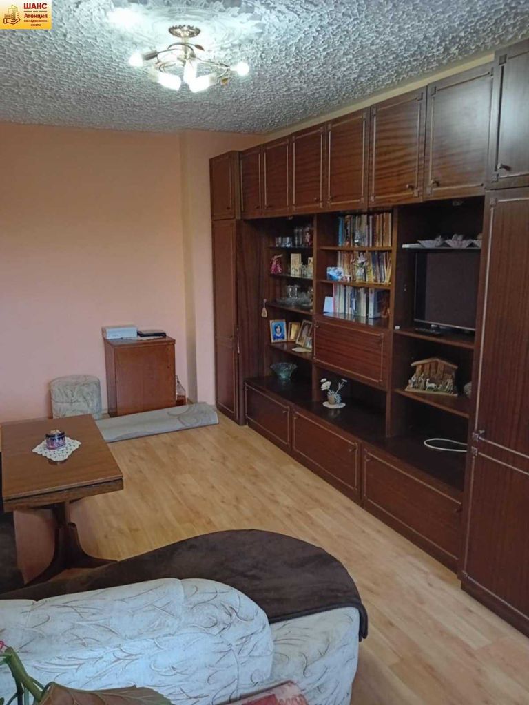Продава се Двустаен апартамент в Плевен, Сторгозия - 60 кв.м за 1250 €/кв.м - Снимка #1