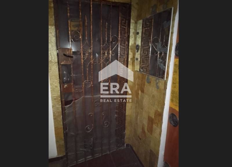 Продава се Едностаен апартамент в Варна, Колхозен пазар - 30 кв.м за 1500 €/кв.м - Снимка #9