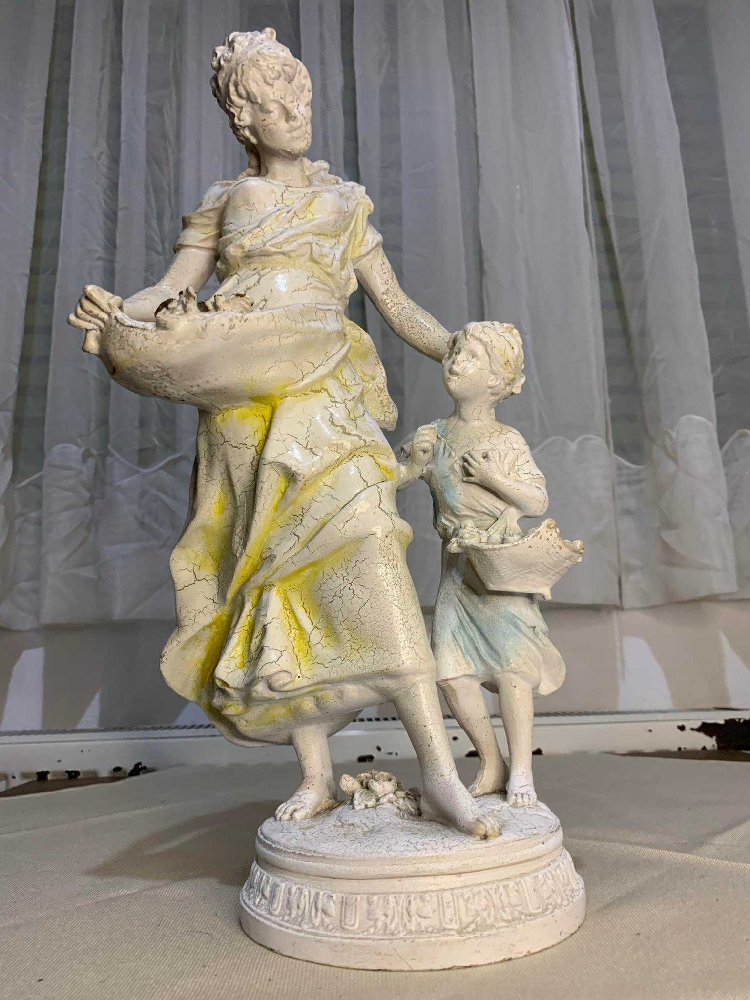 Statuie family decor