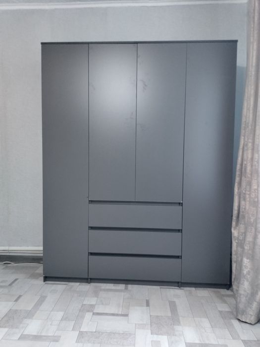 Продается новый шкаф