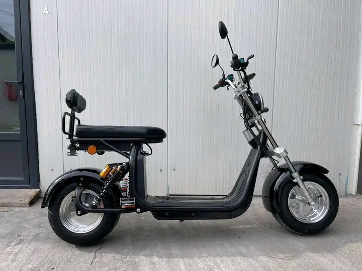 Scutere electrice cu cartila