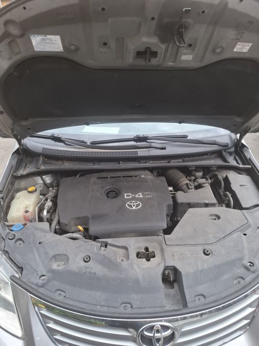 Toyota Avensis full option