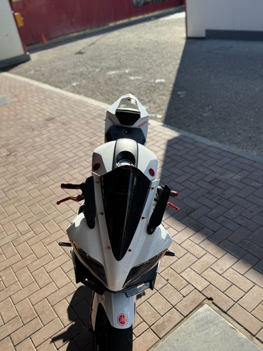 Vând Yamaha yzf r125 2009