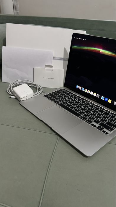 Macbook 13 Air m1 8gb/256gb