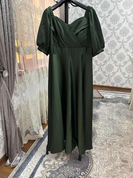 Вечернее платье из шелка