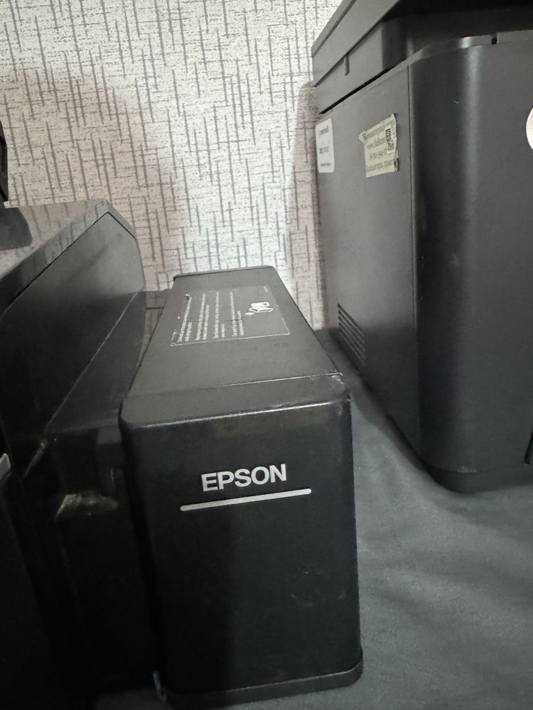 Принтер Epson L805 продается