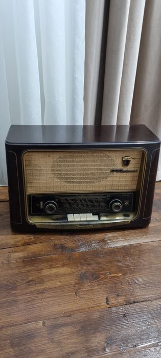 Radio pe lampi Grundig 1055 3D Klang