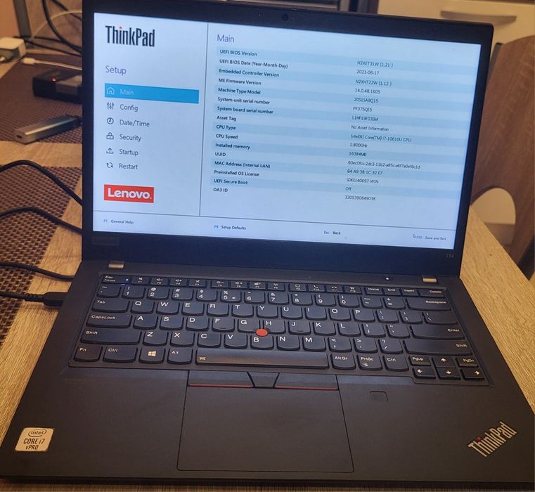 Vând laptop Lenovo ThinkPad T14 Gen 1 (Touch) in stare buna