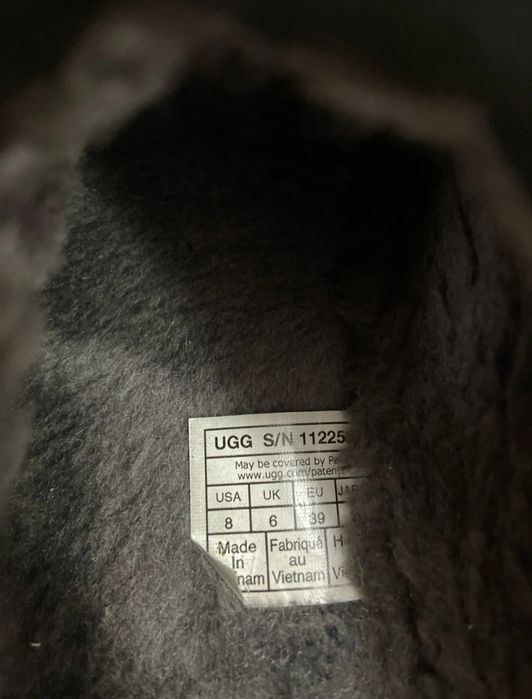 Ugg tazz 39 in stare foarte buna