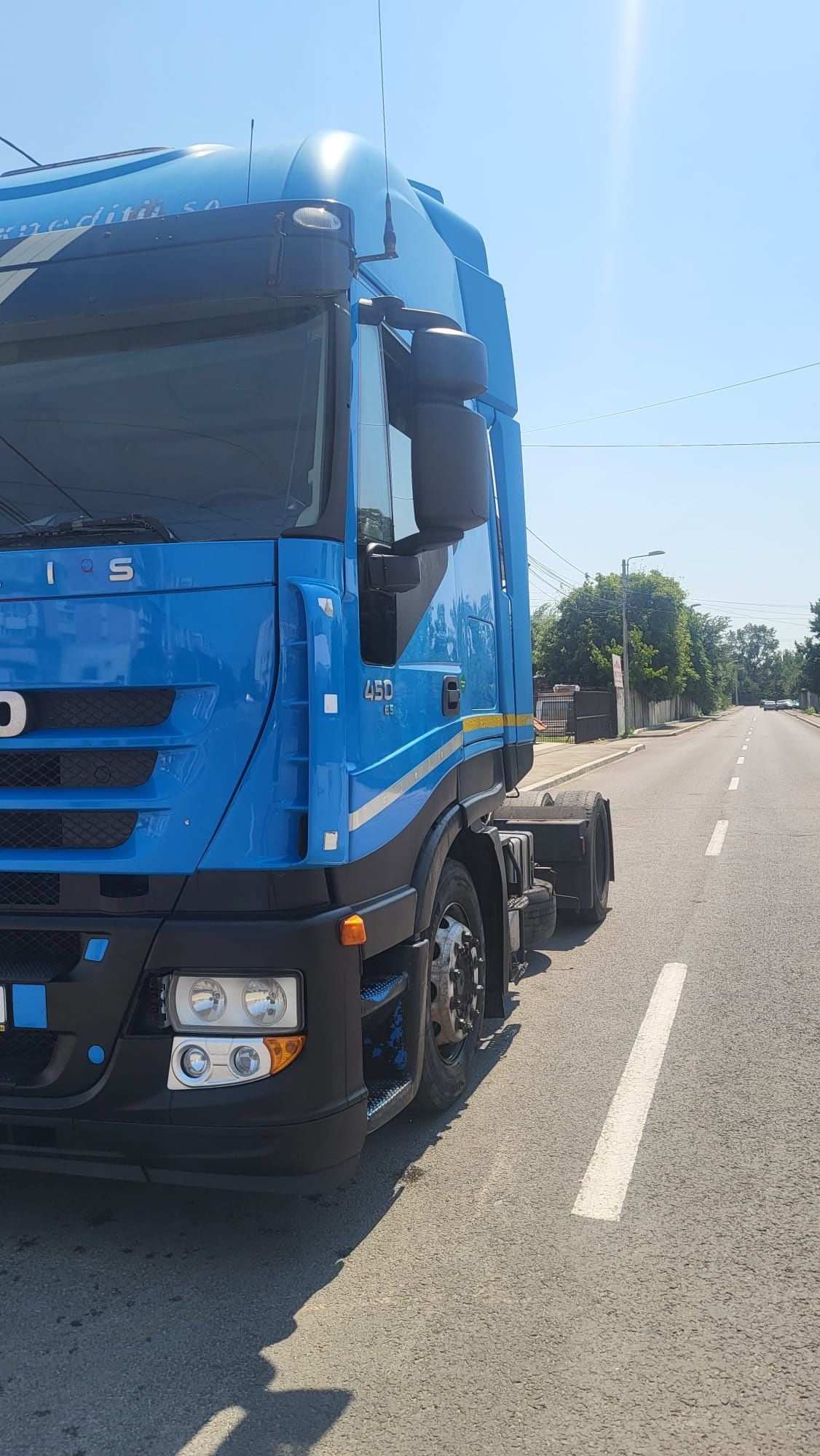 Dezmembrez iveco stralis