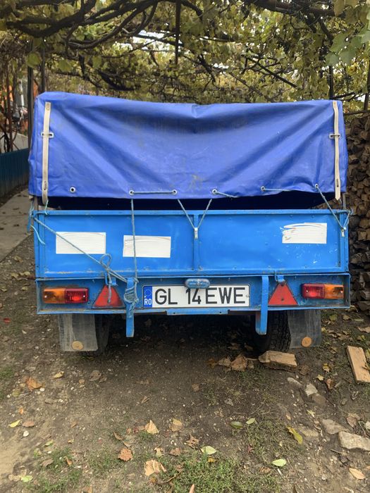 Vand remorca inmatriculata acte valabile in regula cu  roata de rezerv
