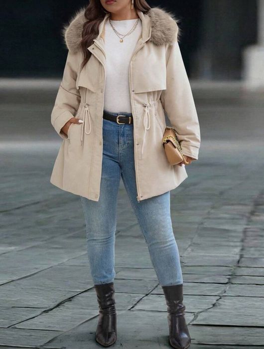 *ТОП* Дамско яке с пухена качулка