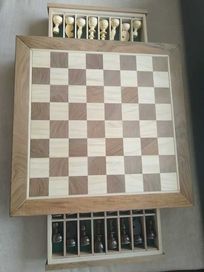 Ръчно изработен шах за ценители