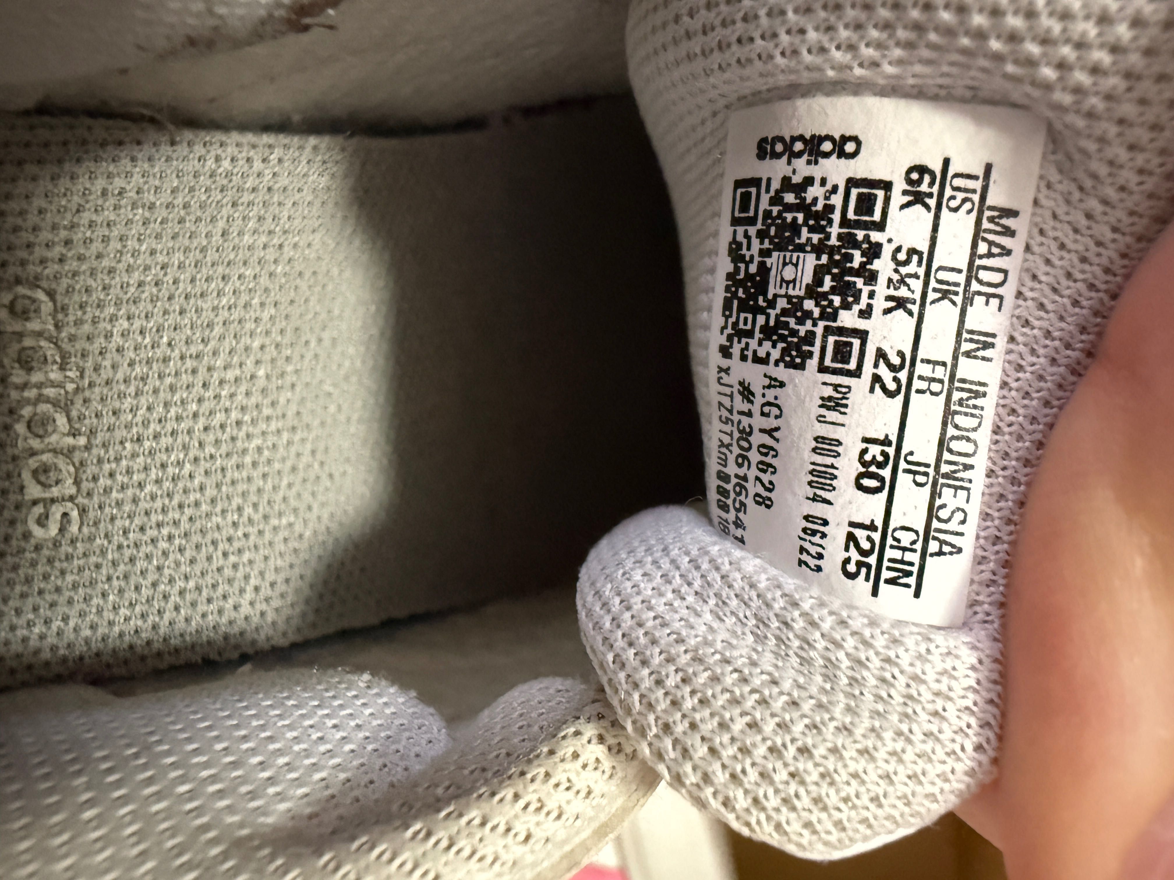 детские крассовки adidas