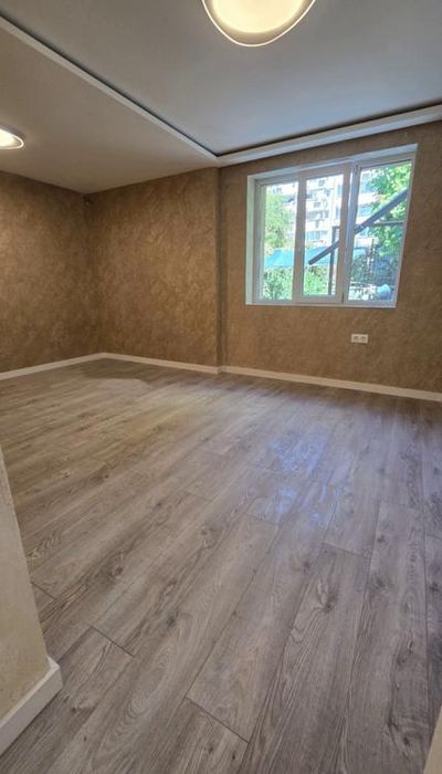 Продава се Тристаен апартамент в София, Борово - 114 кв.м за 3422 €/кв.м - Снимка #4