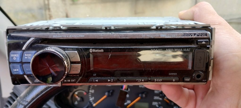 Cd player Alpine bluetooth