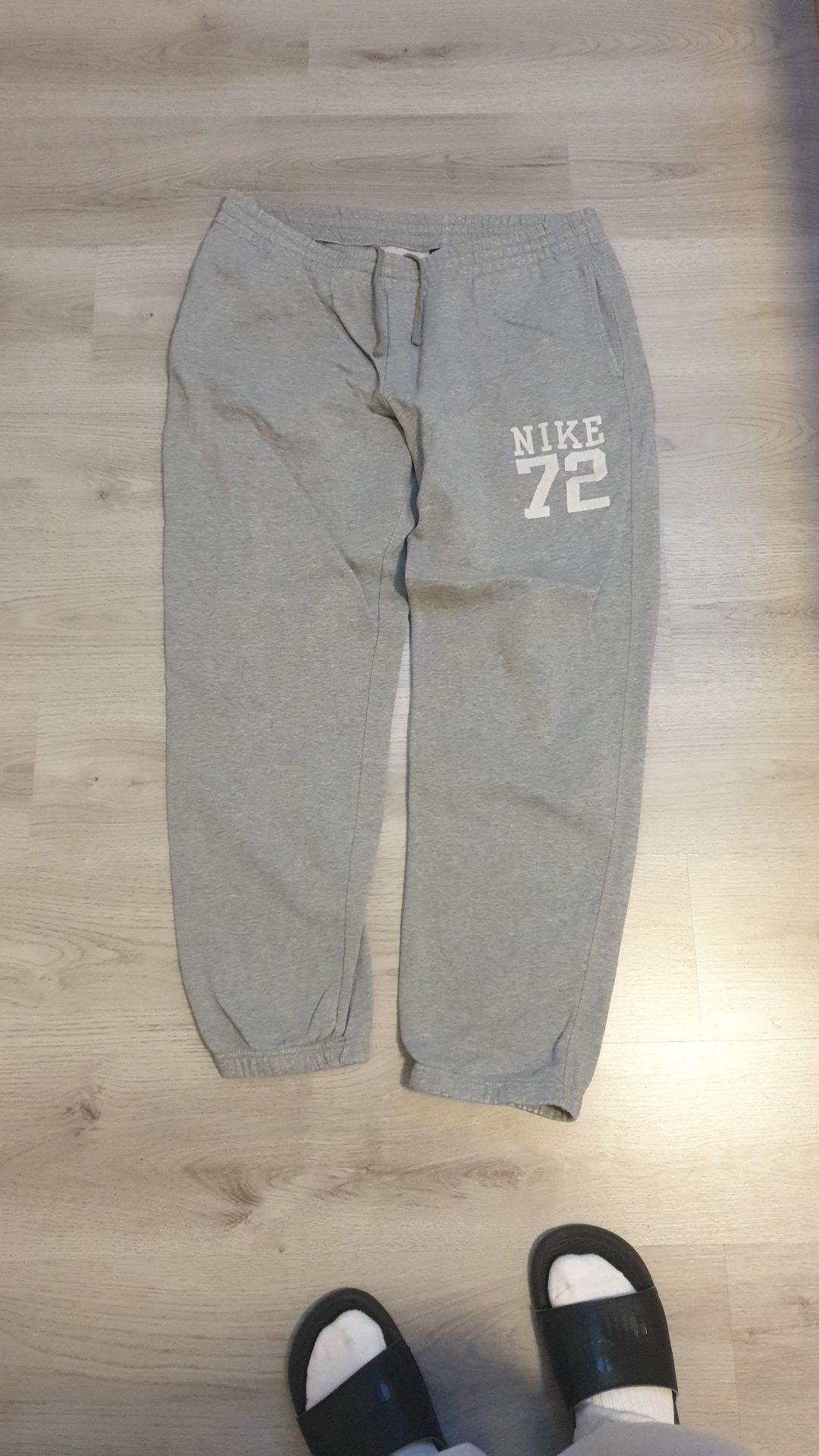 Nike joggers vintage