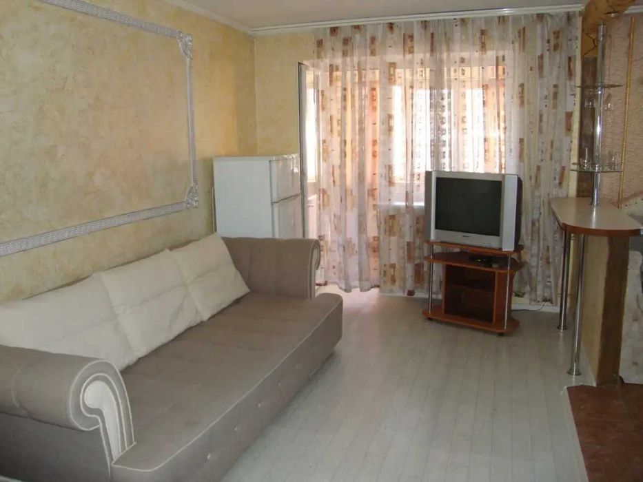 Дава се под наем Двустаен апартамент в София, Център - 55 кв.м за 346.8 € - Снимка #1