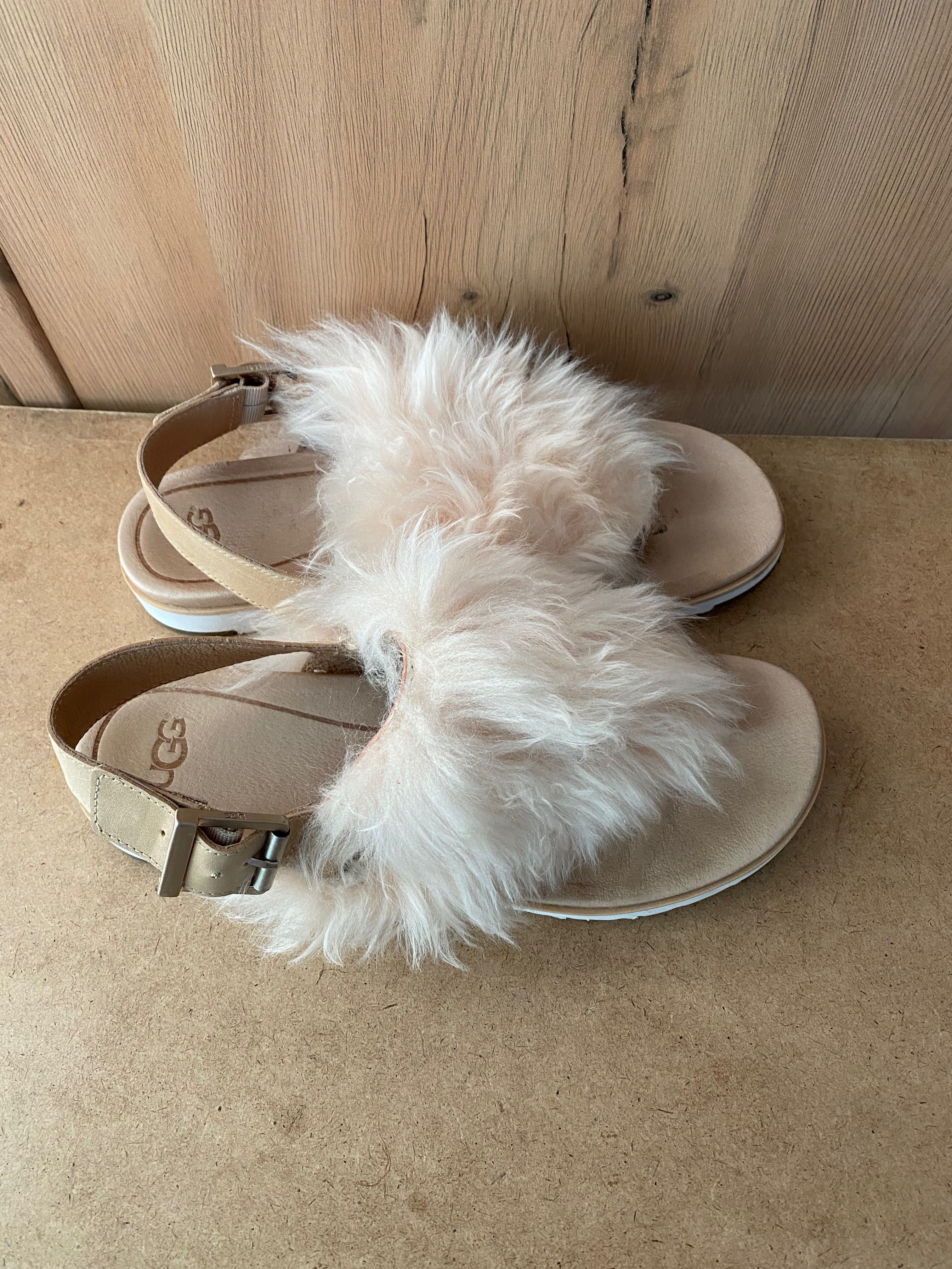 UGG сандали от естествена кожа