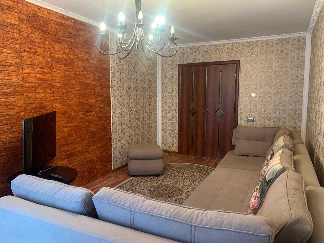 №1352. Продается 3-х комнатная кв. у/п на 3 "А" микрорайоне.