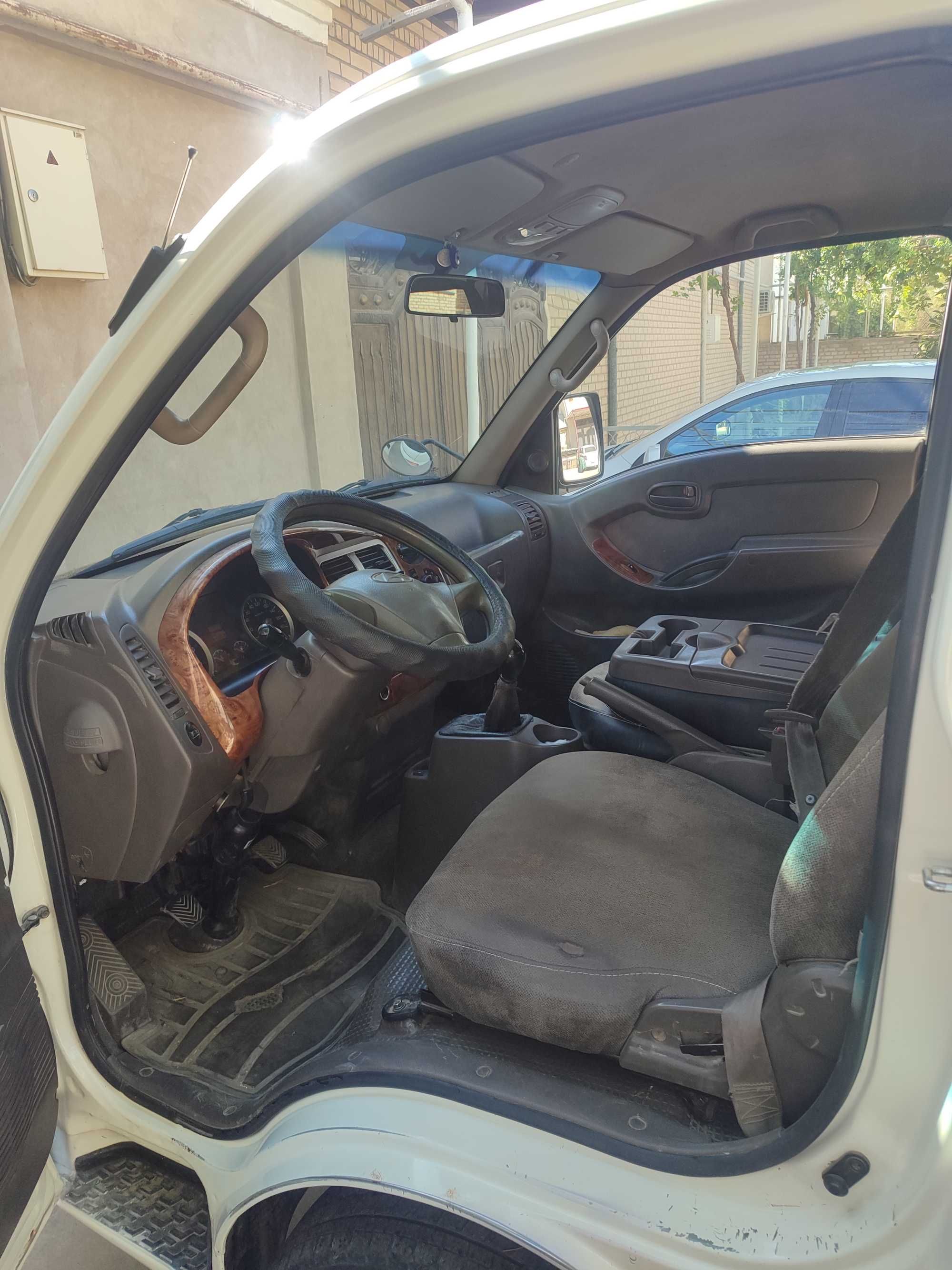 Hyundai Porter Double Cab