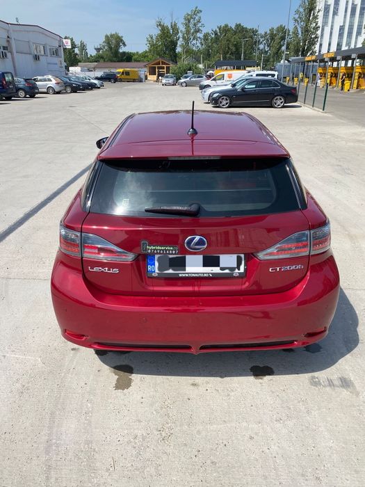 Lexus CT200h 2013