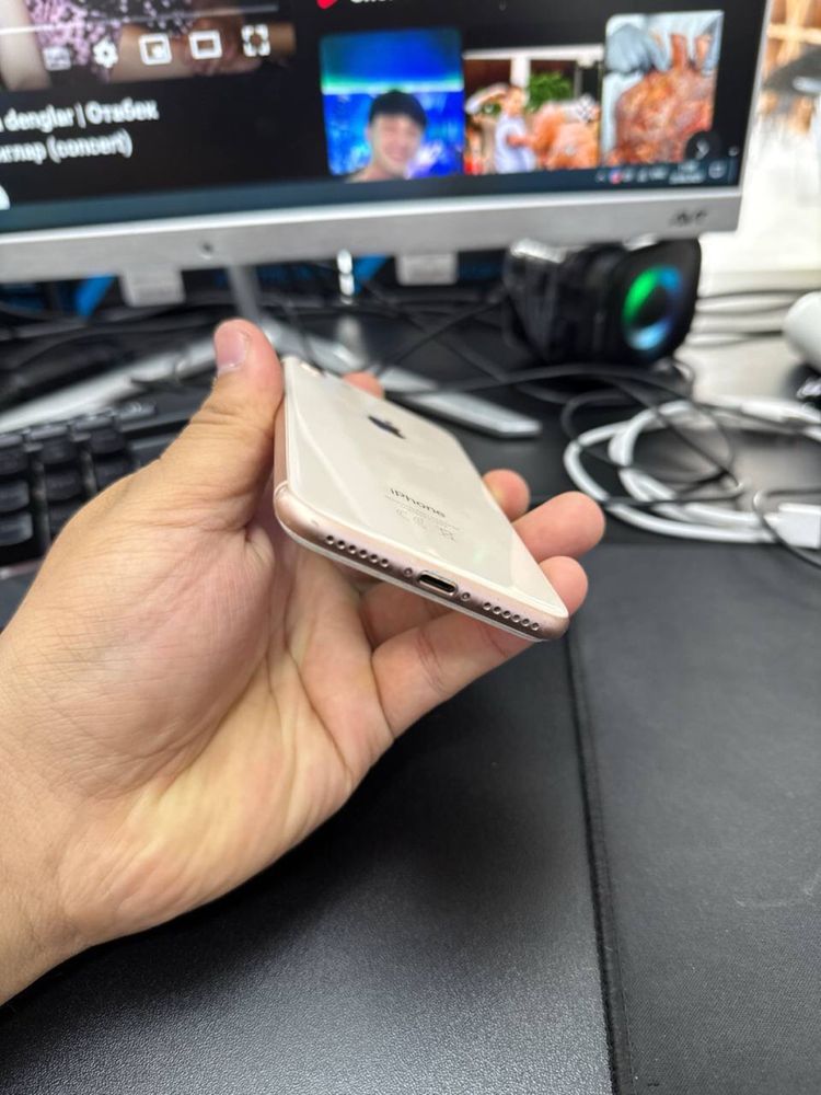 Iphone 8 aybi yoq ideal