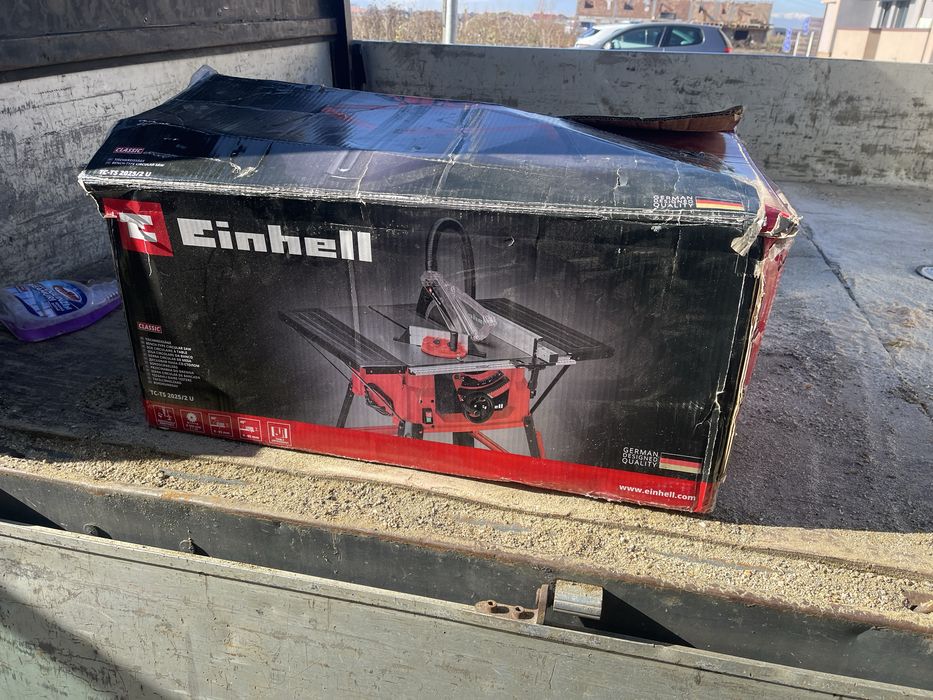Fierastrau circular cu masa Einhell TC-TS 2025/2U