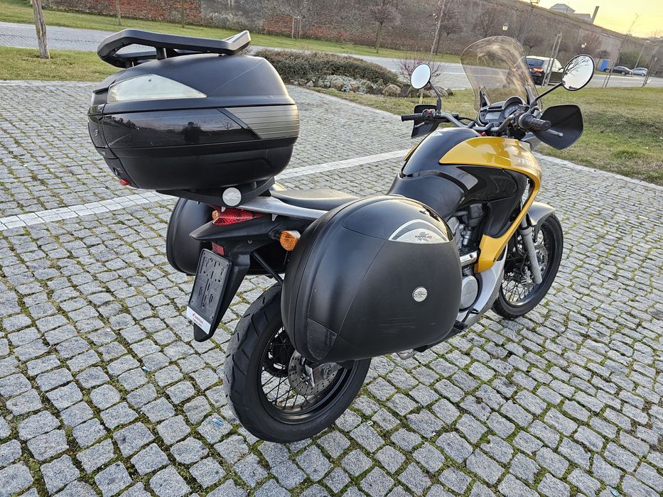 Honda Transalp XL700 RATE FIXE