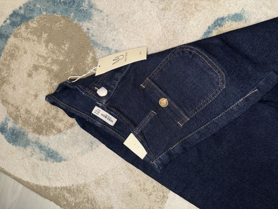 blugi bleumarin,noi cu eticheta