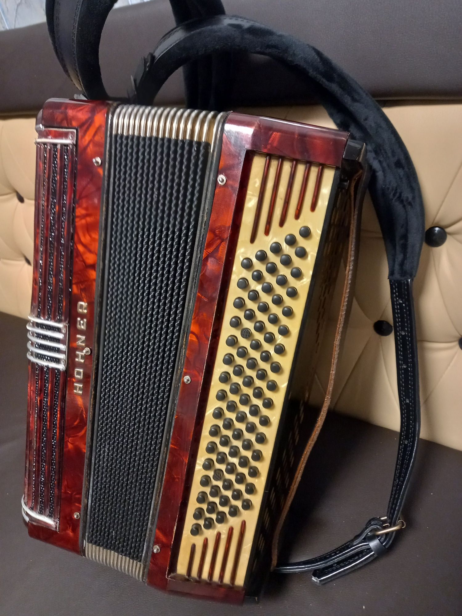 Acordeon hohner verdi ll.  80 bași bandon impecabil