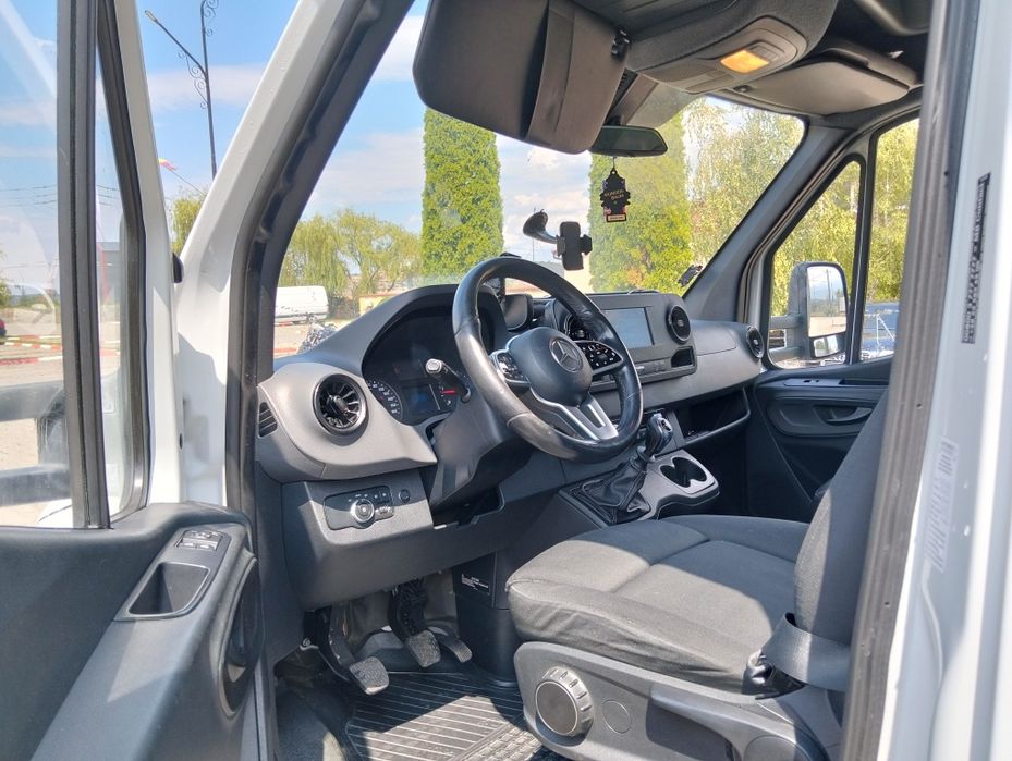 Mercedes sprinter 319 318 316 519 518 516  Iveco Daily 35C15 50c15