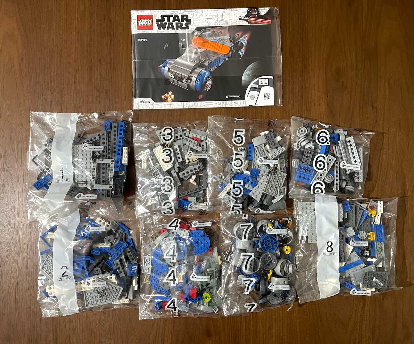 LEGO Star Wars 75293: Resistance I-TS Transport (2020)