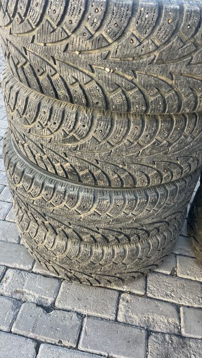 Продам шины 215-60-r17