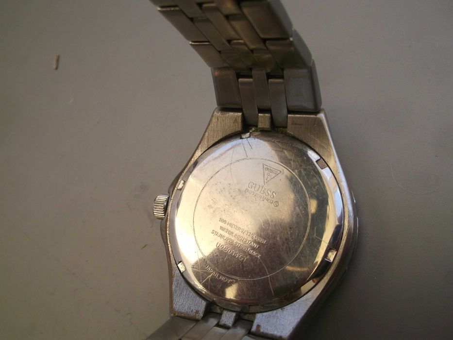 ceas  guess original, pt. barbati, ca nou - 180 lei