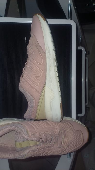 Маратонки за момиче New Balance 32