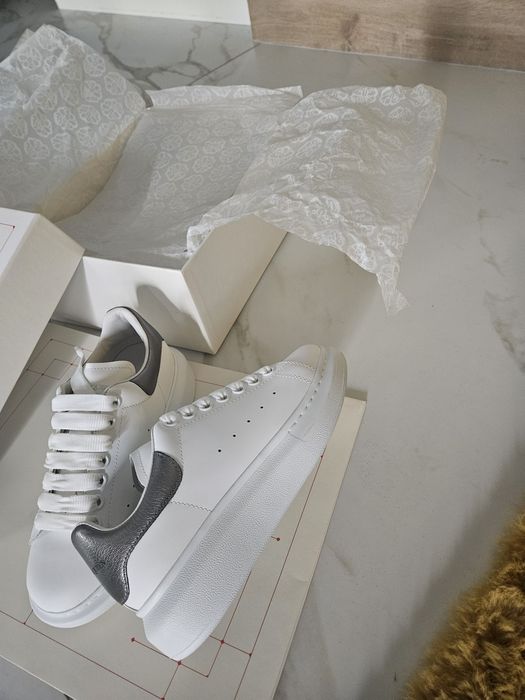 Alexander McQueen new!