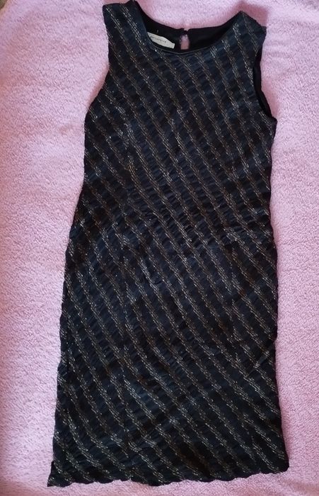 Отдам даром нарядное платье