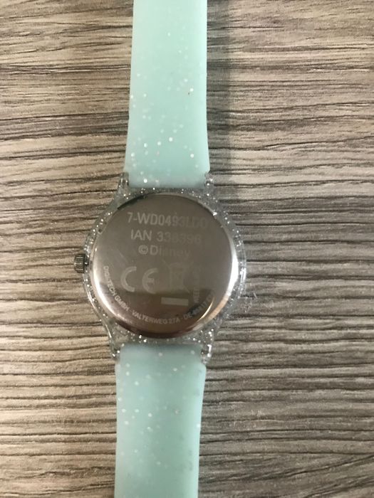 Vand ceas copii cu Elsa. Trimit in tara.