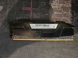 Memorie RAM DDR4 16 GB 3200 Mhz
