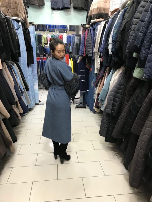 Пальто кашемировое с натуральным мехом