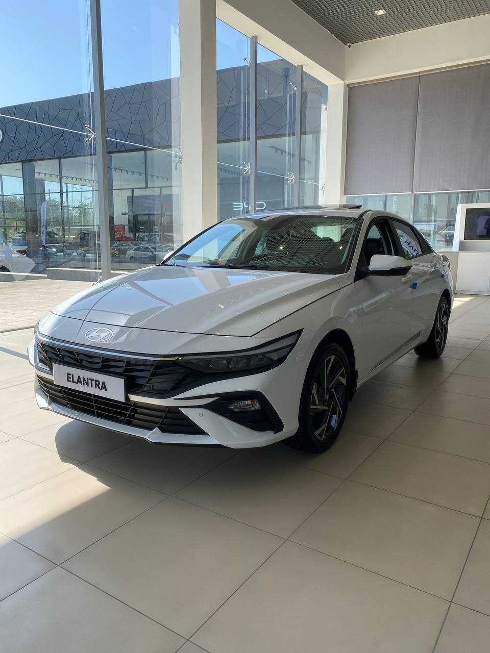 Новая Hyundai Elantra 2025