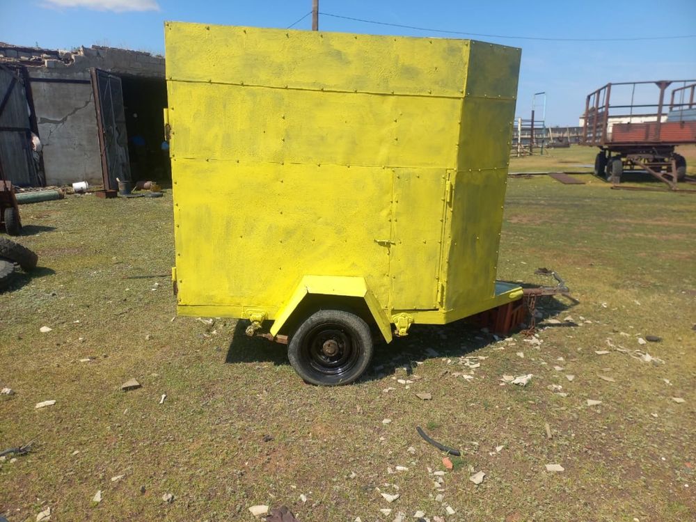 Продам усиленную коневозка