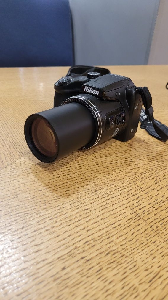 Продам почти новый фотоаппарат nikon coolpix b500