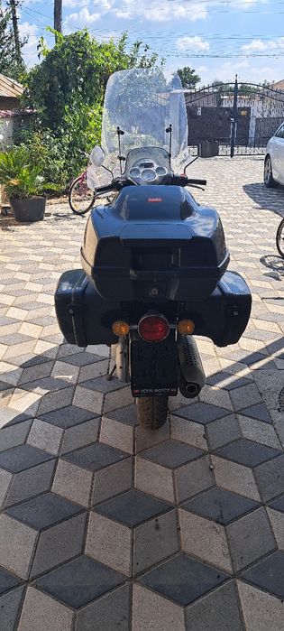 Scuter Aprilia 555