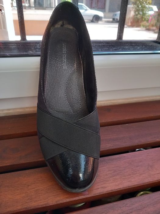 Елегантни Обувки на нисък ток