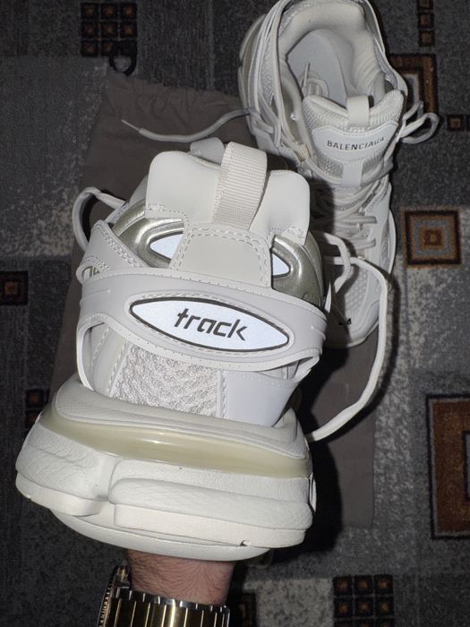 Balenciaga Track