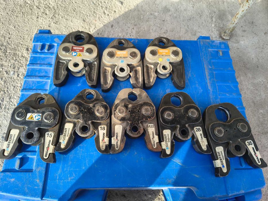 Presa sertizare Uponor